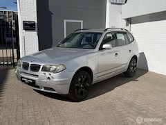 BMW X3 - 3.0i Executive M 18 inch leer xenon automaat navi