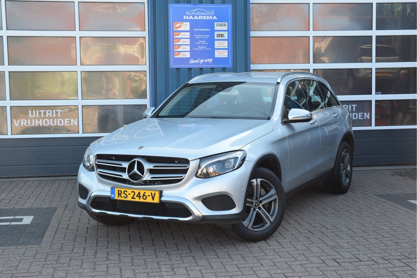 Mercedes-Benz GLC-klasse - 250 4MATIC Premium Trekhaak Navi Automaat - AutoWereld.nl
