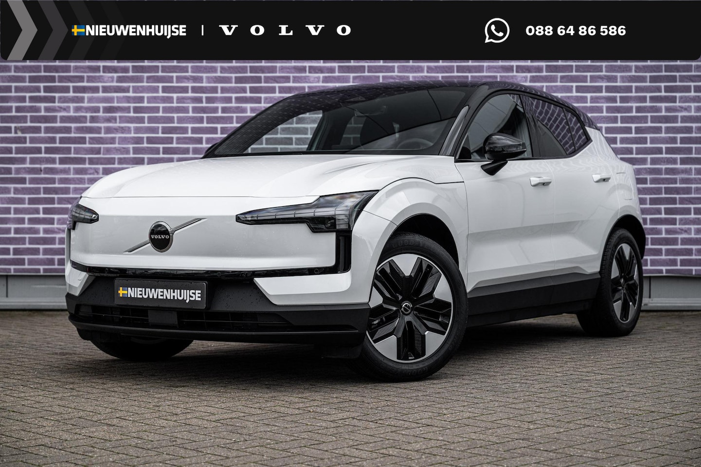 Volvo EX30 - Single Motor 51 kWh Plus | Trekhaak | Elektrisch Verstelbare Voorstoelen | Harman Kardon A - AutoWereld.nl