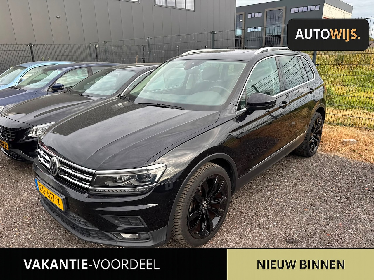 Volkswagen Tiguan - 1.4 TSI ACT Comfortline Business|PANO|CARPLAY|LED|KEYLESS|NL AUTO|BTW - AutoWereld.nl