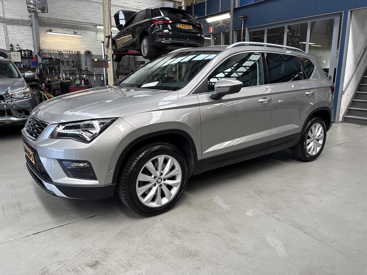 SEAT Ateca - 1.0 TSI Limited Edition | Apple carplay / Android auto | Navigatie | Camera | Pdc V+A | Cr - AutoWereld.nl