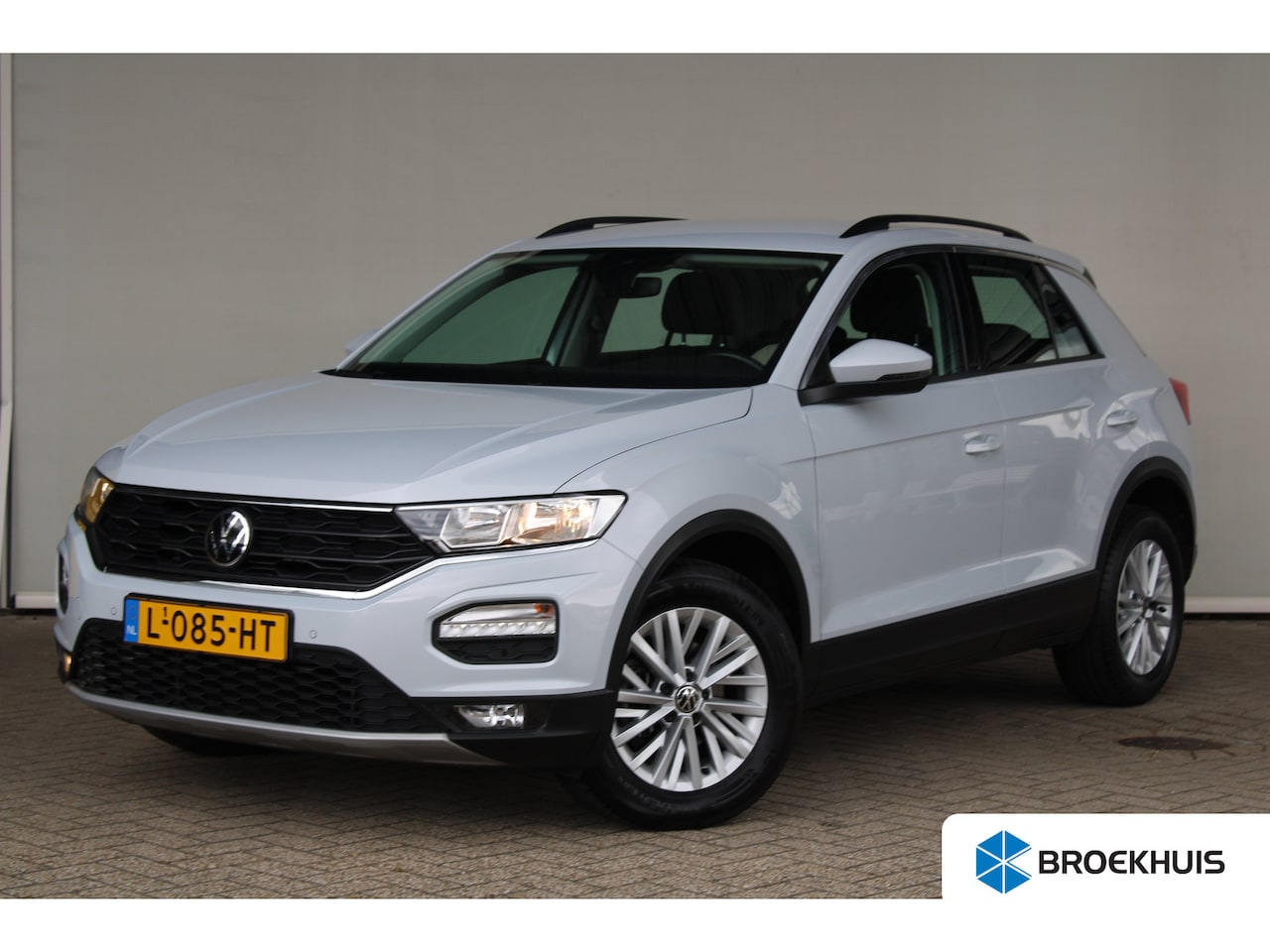 Volkswagen T-Roc - 1.0 TSI Style | Camera | Navi | Apple Carplay/ Android Auto | Adaptieve cruise control | - AutoWereld.nl