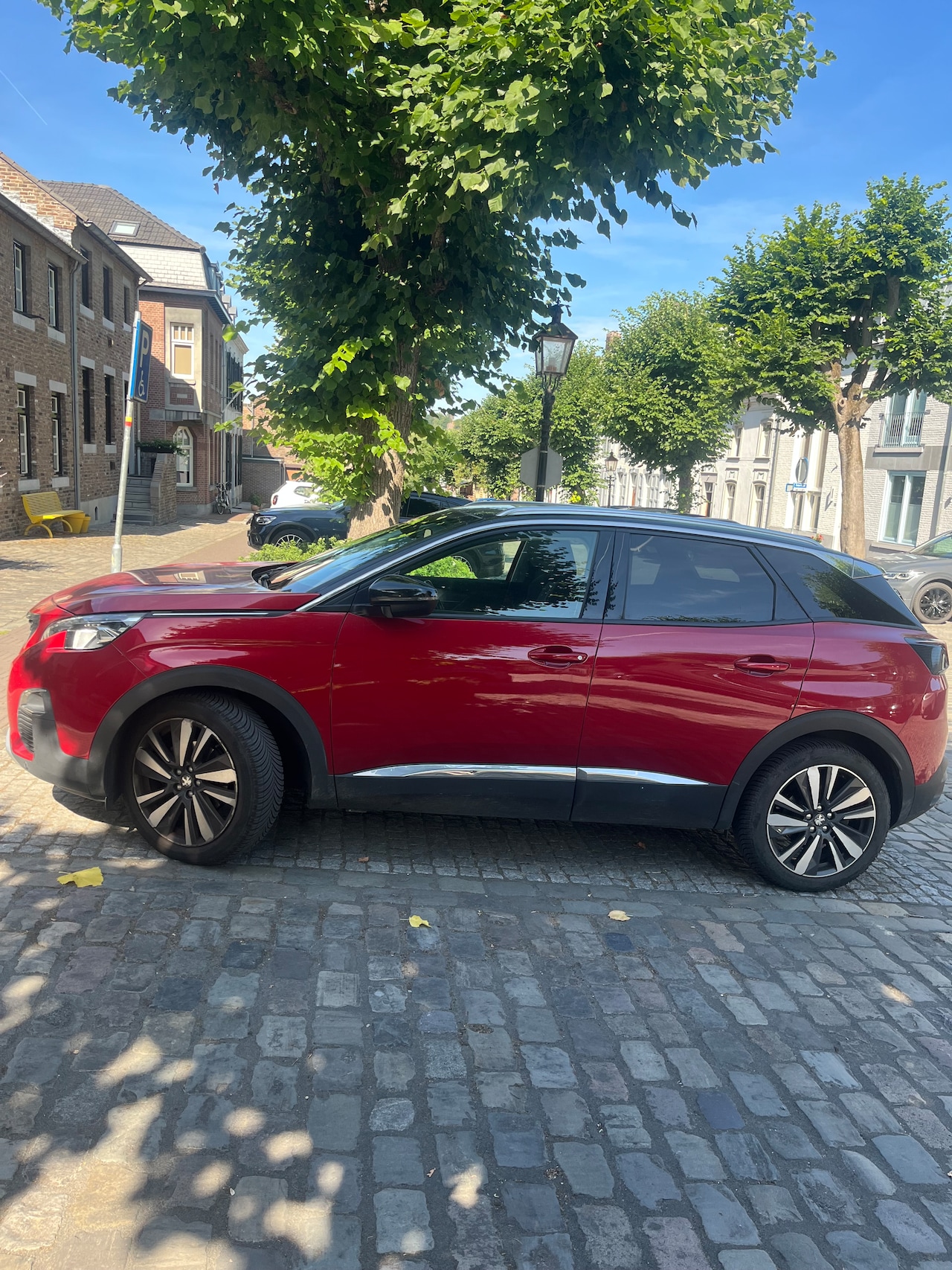 Peugeot 3008 - 1.6 PureTech Allure - AutoWereld.nl