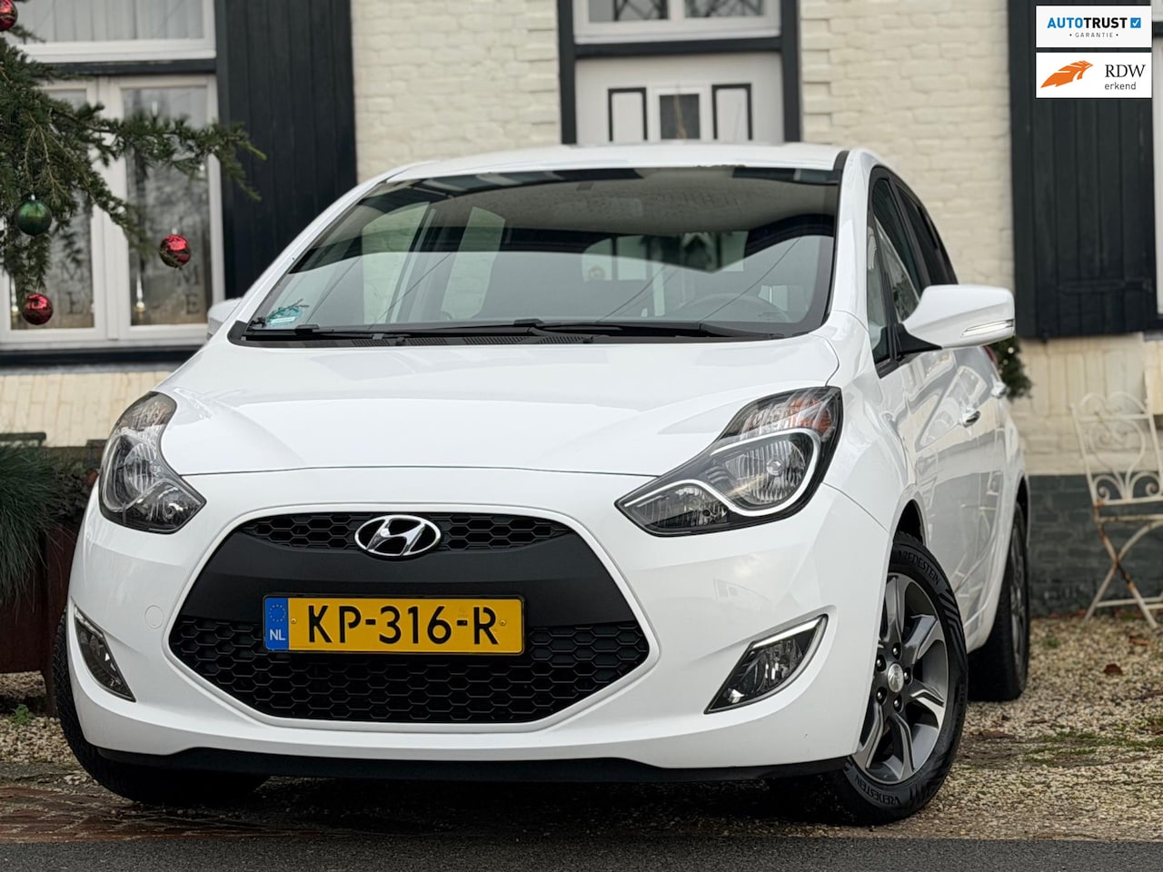 Hyundai ix20 - 1.4i Go!|Camera|Navi|Bluetooth|Dealer onderhouden|LMV| - AutoWereld.nl