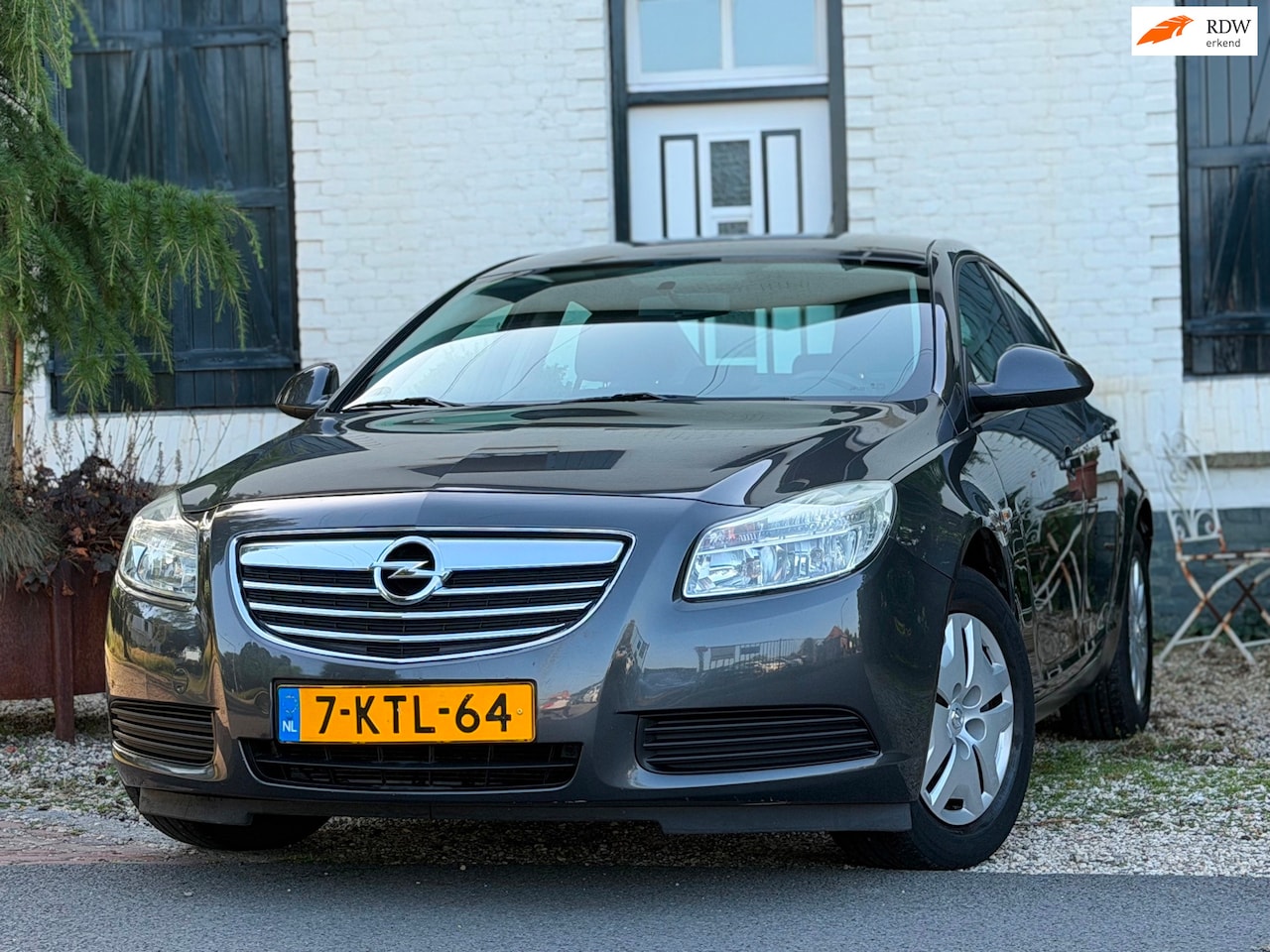 Opel Insignia - 1.6 Edition|Airco|Goed onderhouden|Nette auto - AutoWereld.nl