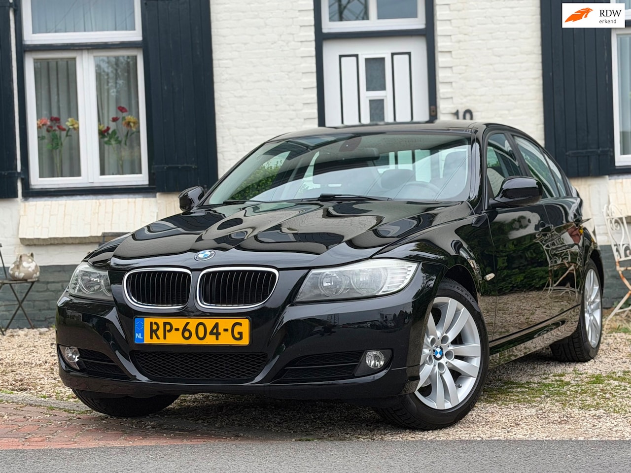 BMW 3-serie - 318i|Automaat|Perfect onderhouden|Trekhaak| - AutoWereld.nl