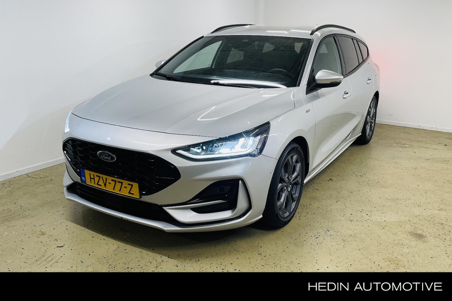 Ford Focus Wagon - 1.0 EcoBoost Hybrid ST Line 1.0 EcoBoost Hybrid ST Line - AutoWereld.nl