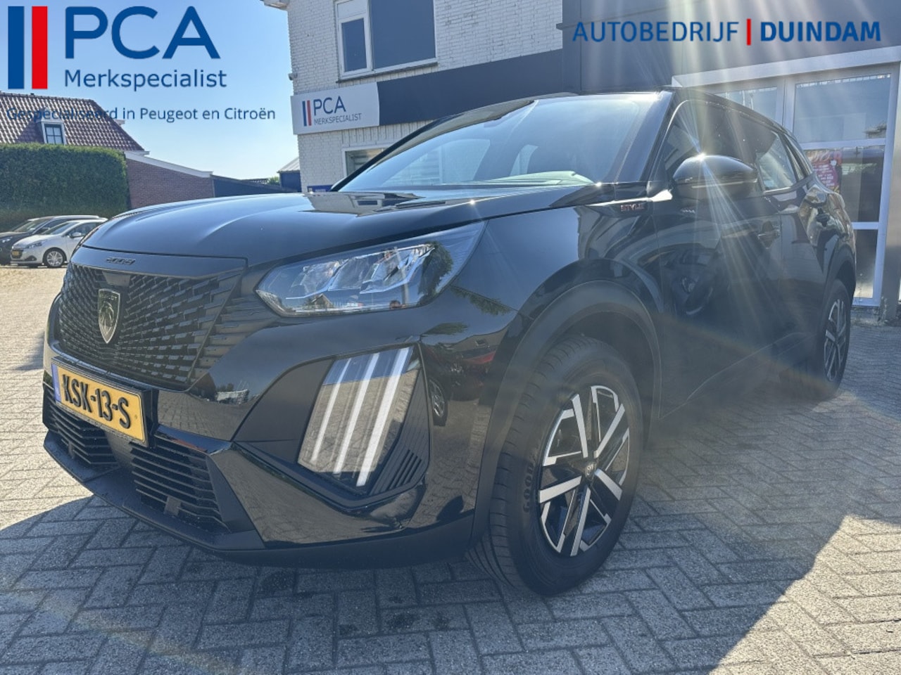 Peugeot 2008 - 1.2 Hybrid Style 136 PK | CarPlay | Climate | Parkeersensoren | - AutoWereld.nl