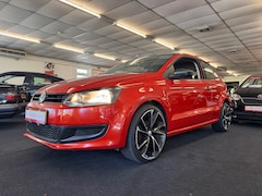 Volkswagen Polo - 1.4-16V Trendline. Touchscreen, schuifdak, LM 18 en meer