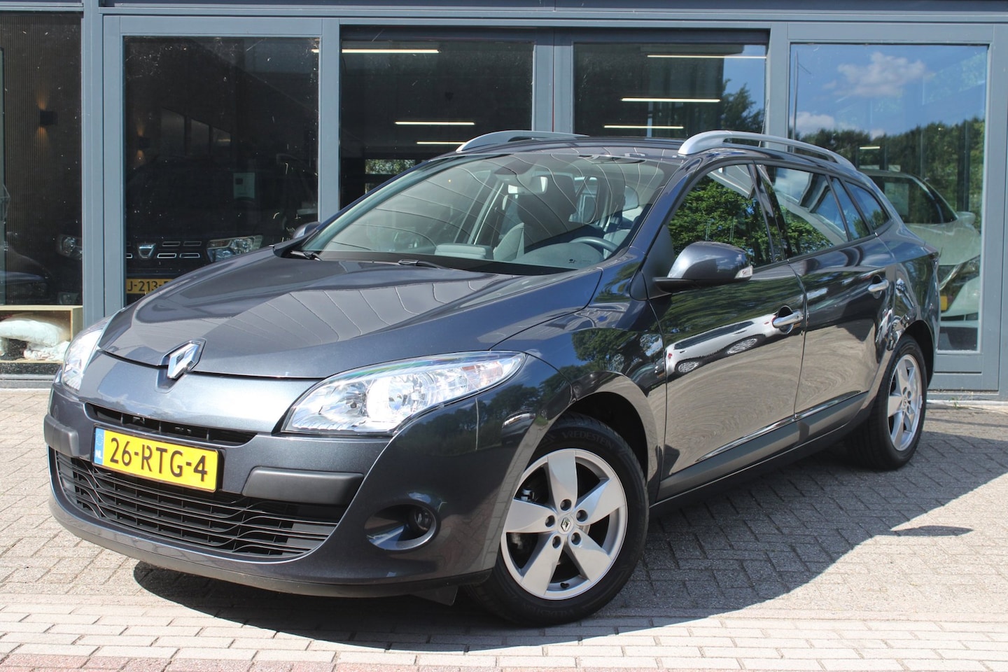 Renault Mégane Estate - 1.6 Dynamique E85 | Cruise-control | Trekhaak | Keyless | Airco | 1ste eigenaar | - AutoWereld.nl