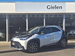 Toyota Aygo X - 1.5 Hybrid GR Sport | Parelmoer wit, Parkeersensoren, Stoelverwarming, Keyless, 18 inch, P