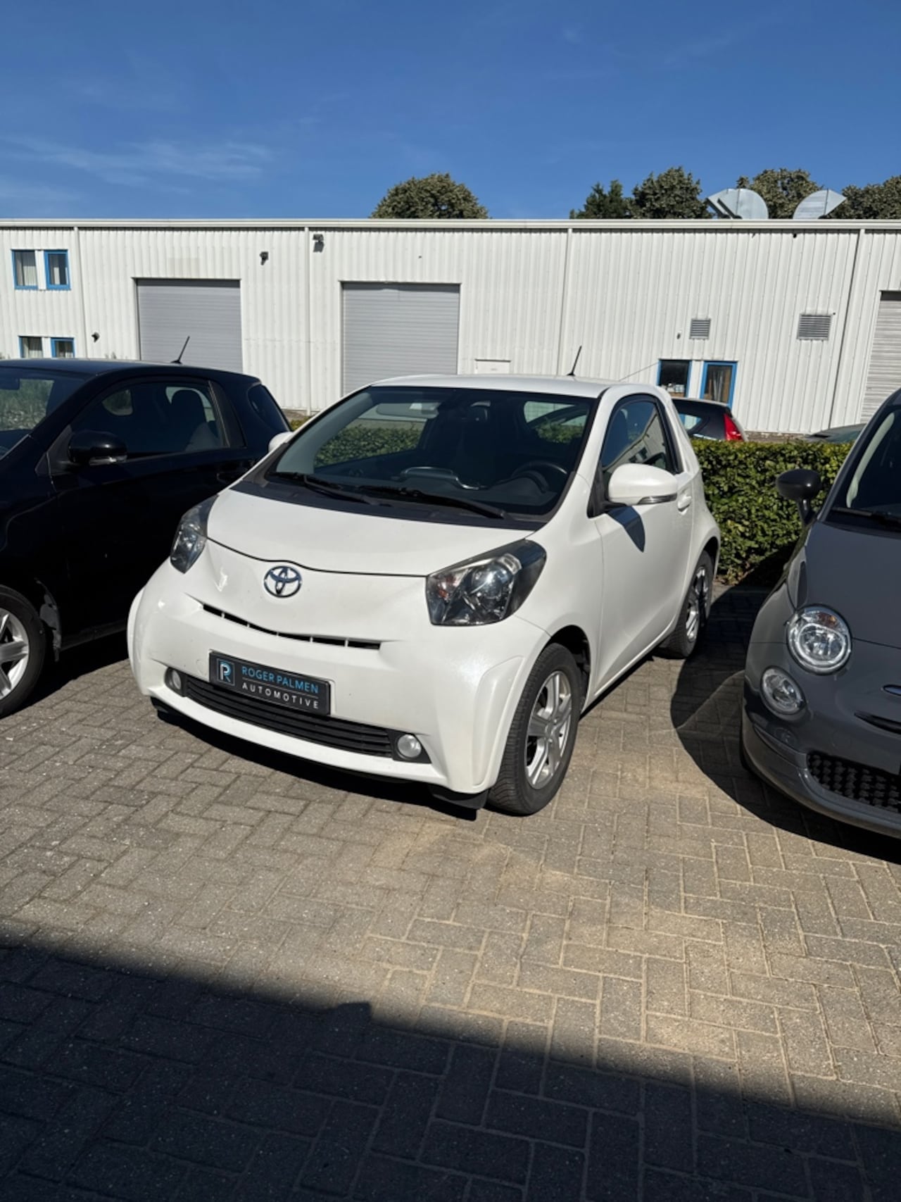 Toyota iQ - 1.3 VVTi Dynamic 1.3 VVTi Dynamic - AutoWereld.nl