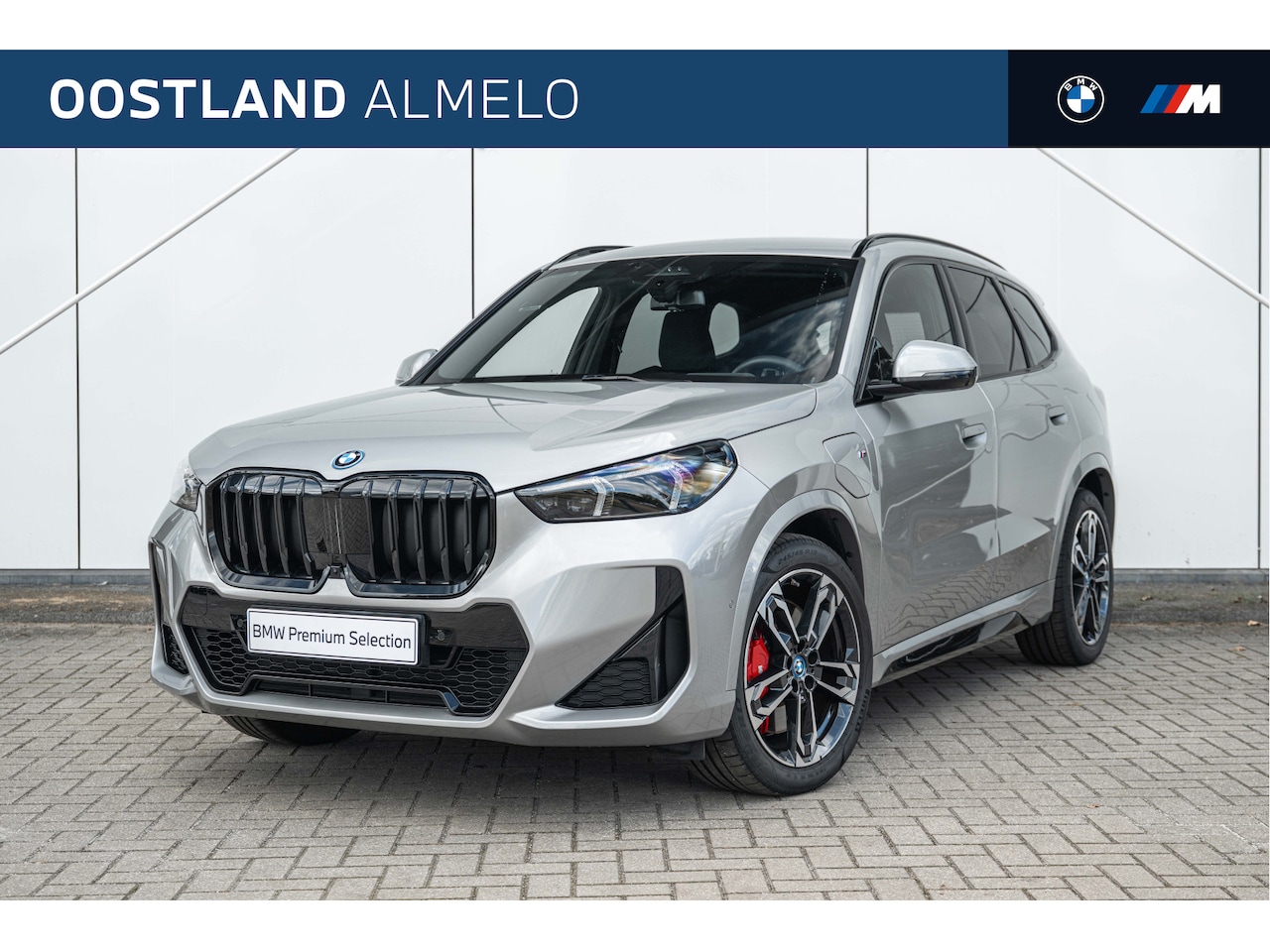 BMW X1 - xDrive25e M Sport Automaat / Sportstoelen / Comfort Access / Head-Up / Adaptieve LED / Sto - AutoWereld.nl