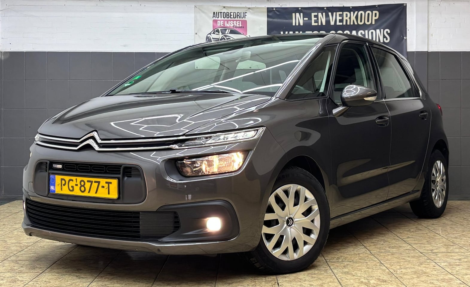 Citroën C4 Picasso - 1.2 P-Tech Selection/ 2DE Eigen / Garantie - AutoWereld.nl