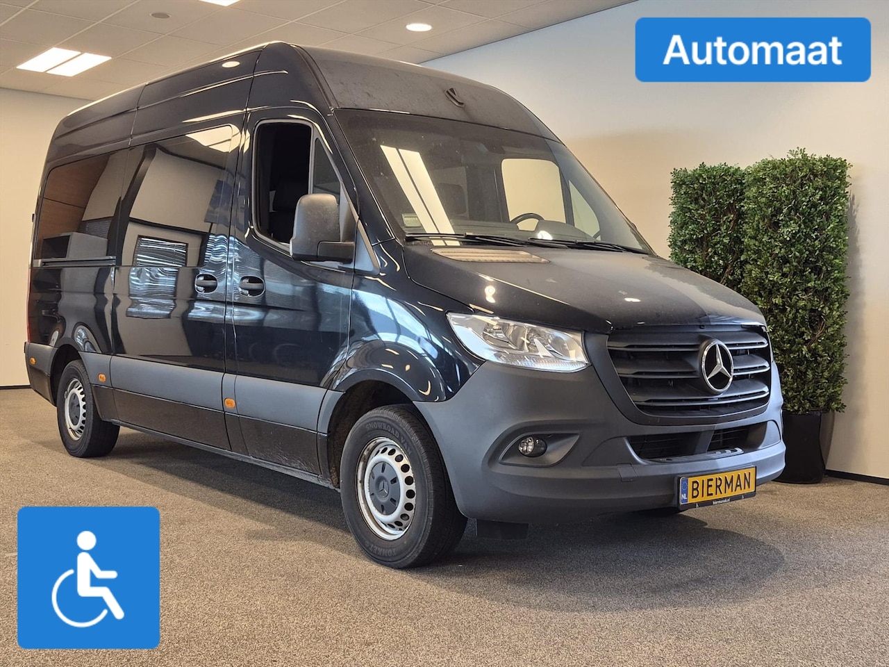 Mercedes-Benz Sprinter - L2H2 Rolstoelbus Automaat - Zelfrijder - AutoWereld.nl