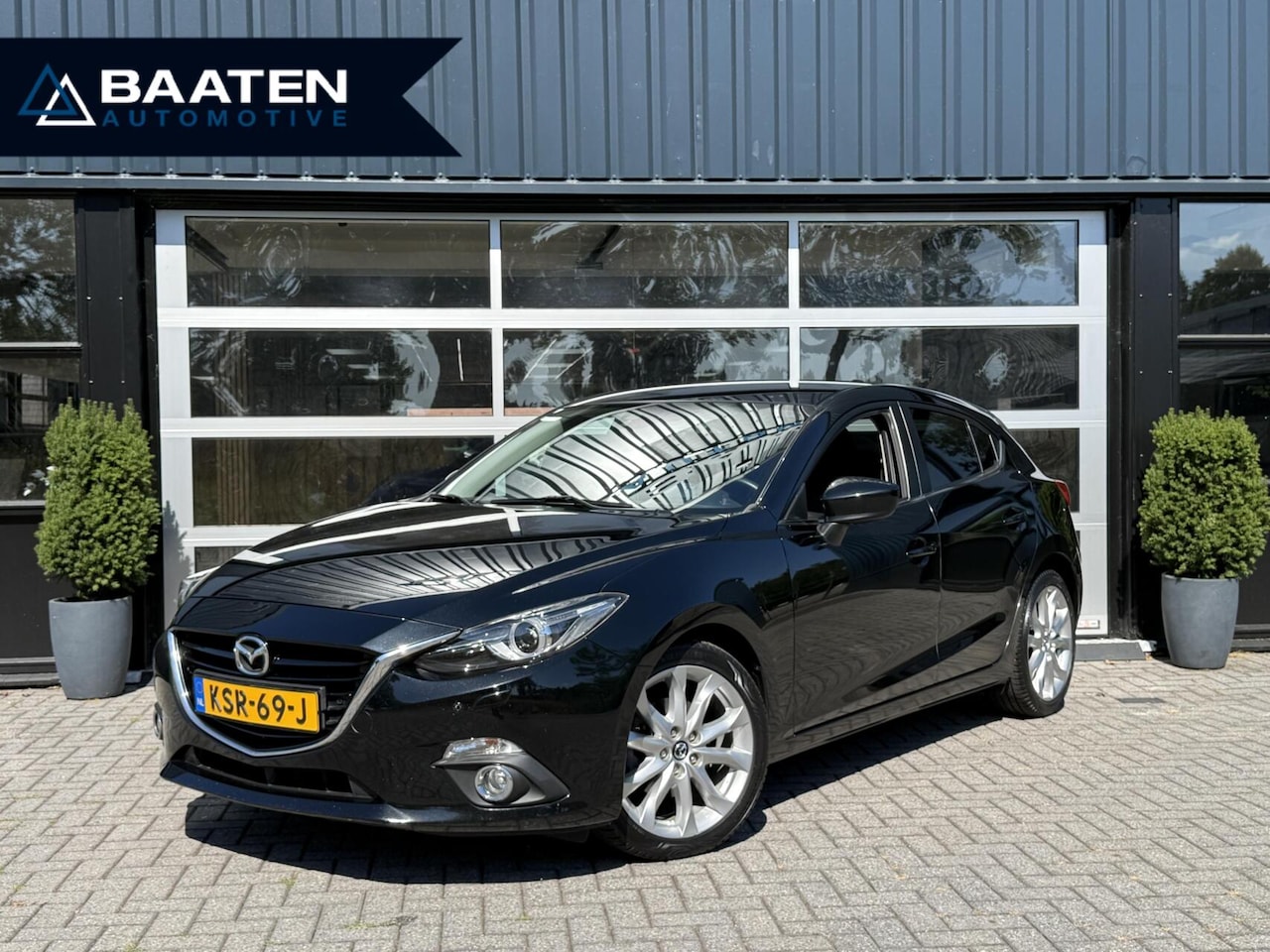 Mazda 3 - 2.0 HP GT-M 165 pk |Dealer oh|1e eig|Carplay|Bose|Head-up disp| - AutoWereld.nl