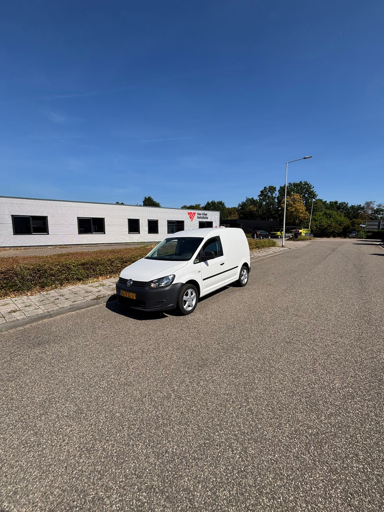 Volkswagen Caddy - 1.6 TDI BMT - AutoWereld.nl