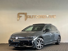 Volkswagen Golf - 1.5 eTSI Pano|HuD|Trekhaak|360 Camera|Keyless|ACC|Sfeer|Lane Assist