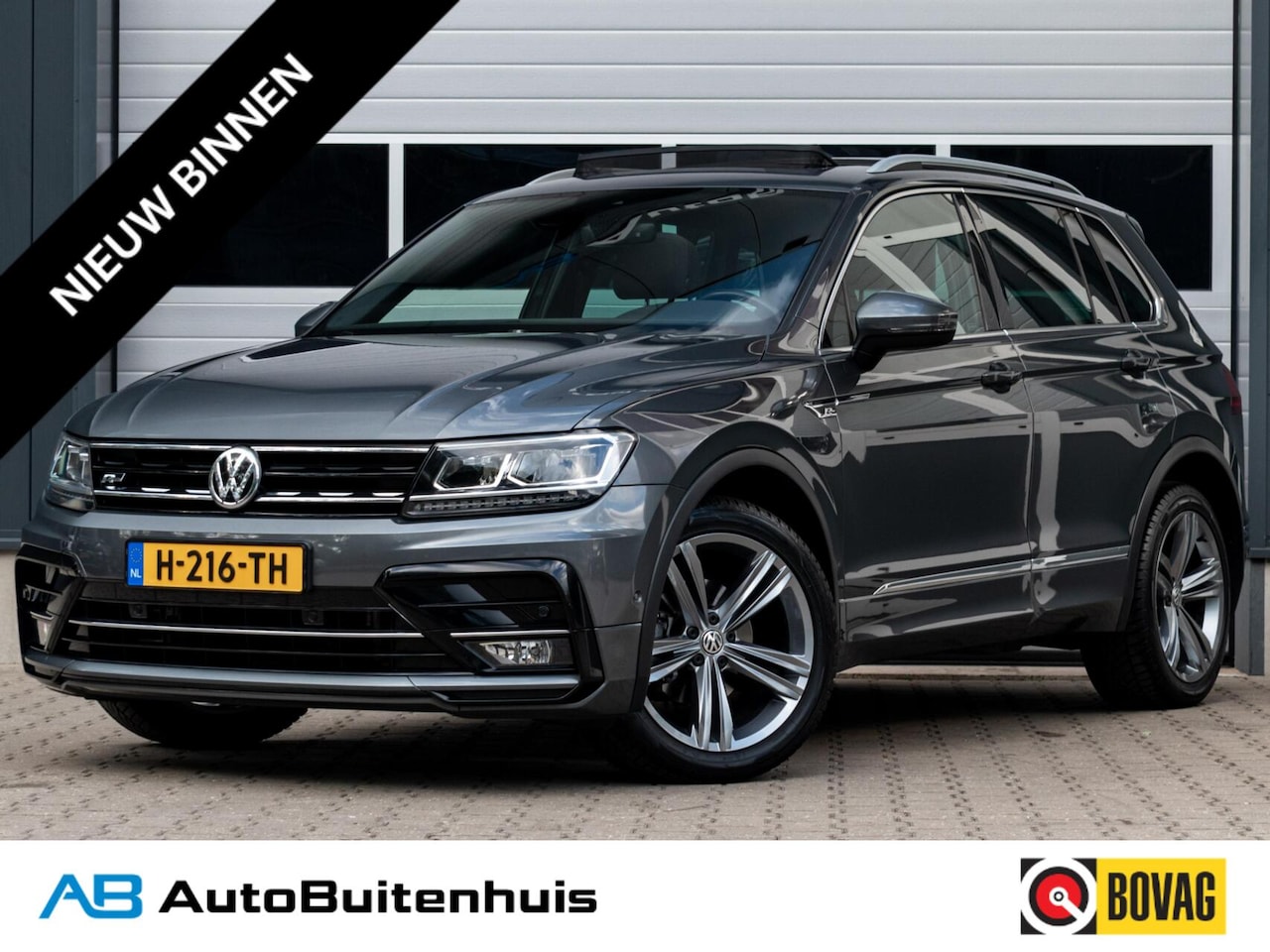 Volkswagen Tiguan - 1.5 TSI ACT R-Line |PANO|ADAPT. CRUISE|STOELVERWARMING|PDC|PARK ASSIST. - AutoWereld.nl