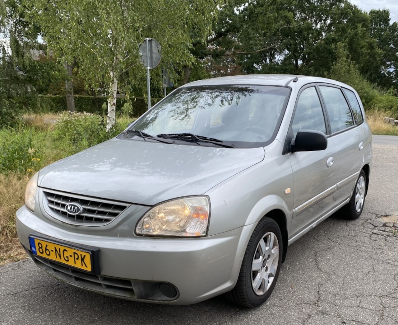 Kia Carens - 1.8-16V LX 1.8-16V LX - AutoWereld.nl