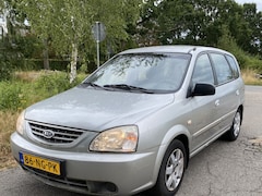 Kia Carens - 1.8-16V LX