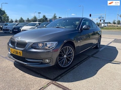 BMW 3-serie Coupé - 320i Corporate Lease Mineralgrey Edition