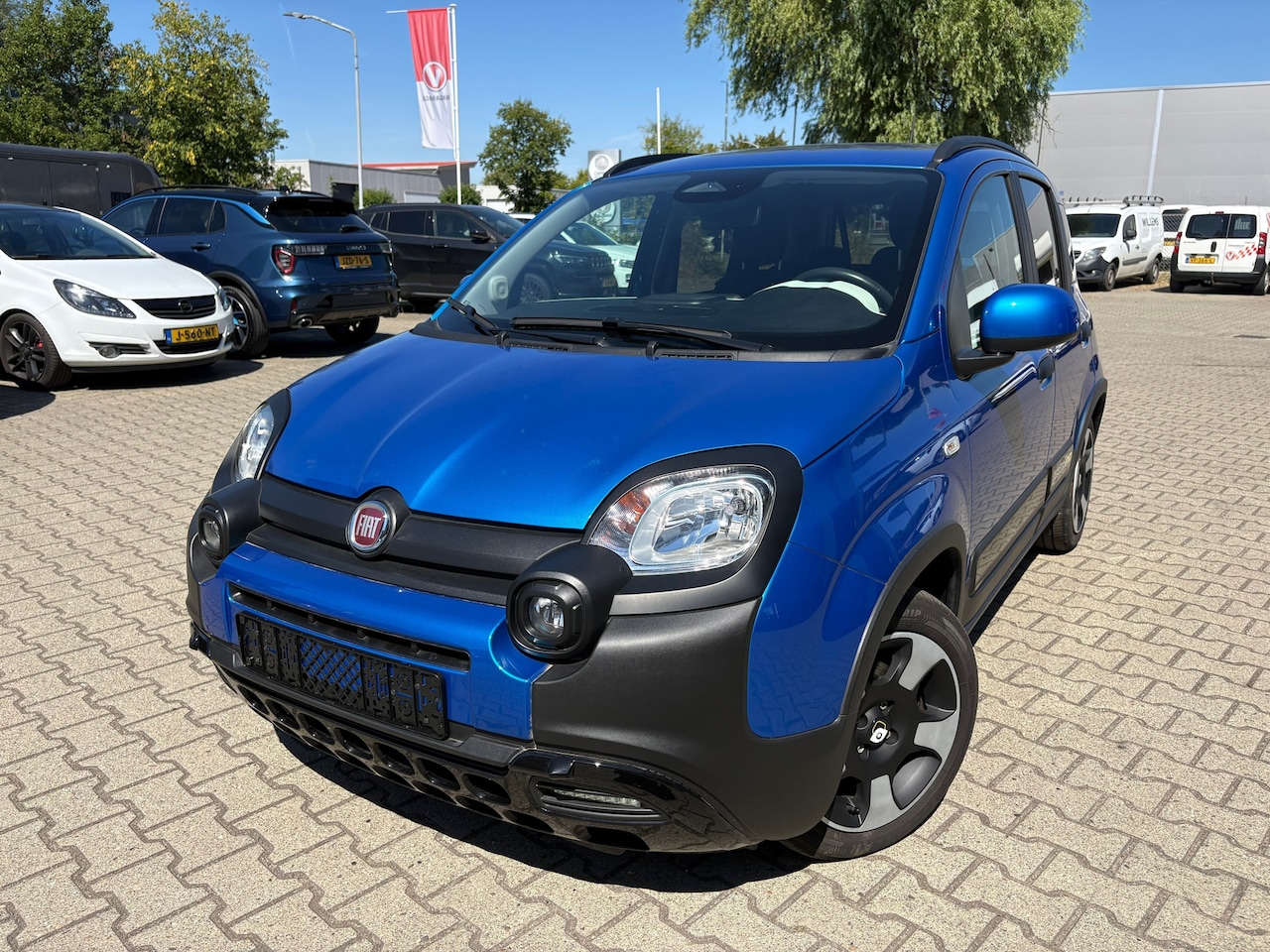 Fiat Panda - 1.0 Hybrid Pandina 1.0 Hybrid Pandina (BOVAG/RIJKLAARPRIJS) - AutoWereld.nl