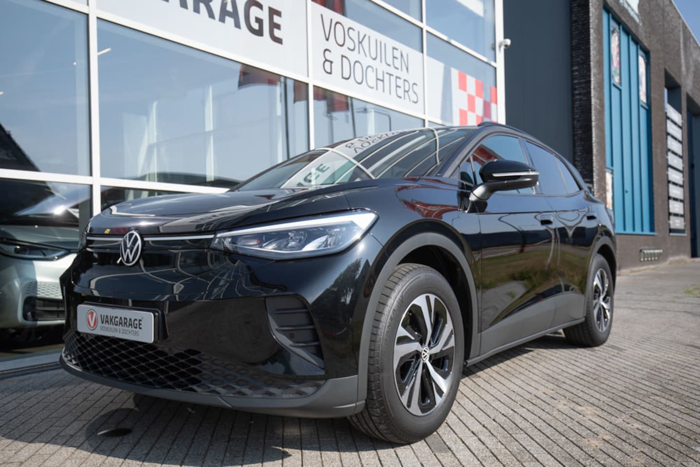 Volkswagen ID.4 - Pure Business 52 kWh | Verwarmd stuur |Adaptive Cruise | Camera - AutoWereld.nl