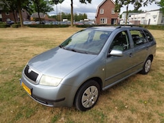 Skoda Fabia Combi - geen a p k zo mee loopt goed