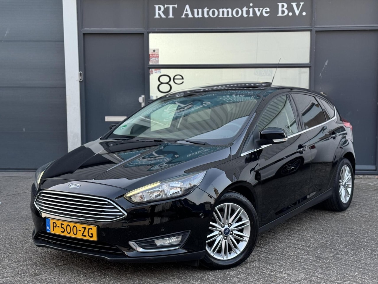 Ford Focus - 1.0 Titanium Schuifdak / Navj - AutoWereld.nl