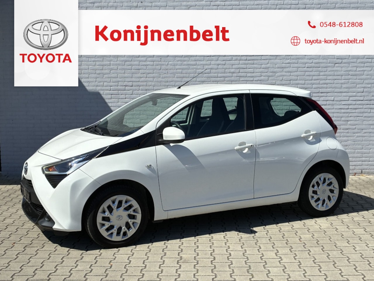 Toyota Aygo - 1.0 VVT-i X-Play Automaat 5-deurs | NL auto | Apple Carplay - AutoWereld.nl