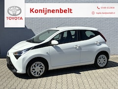 Toyota Aygo - 1.0 VVT-i X-Play Automaat 5-deurs | NL auto | Apple Carplay