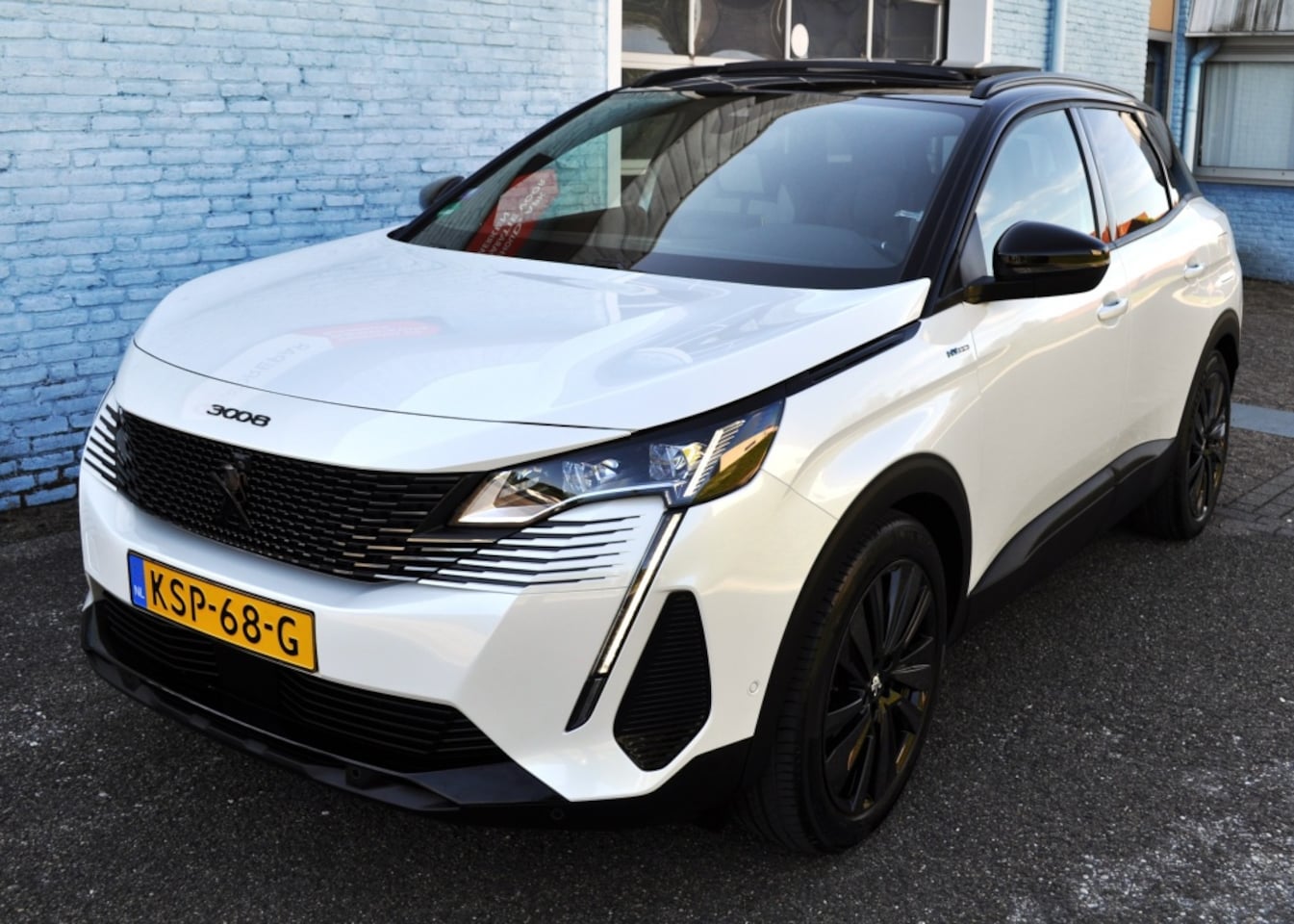 Peugeot 3008 - 1.6 HYbr. GT Black-line Pano trh stoelv cam v+a elek klep - AutoWereld.nl