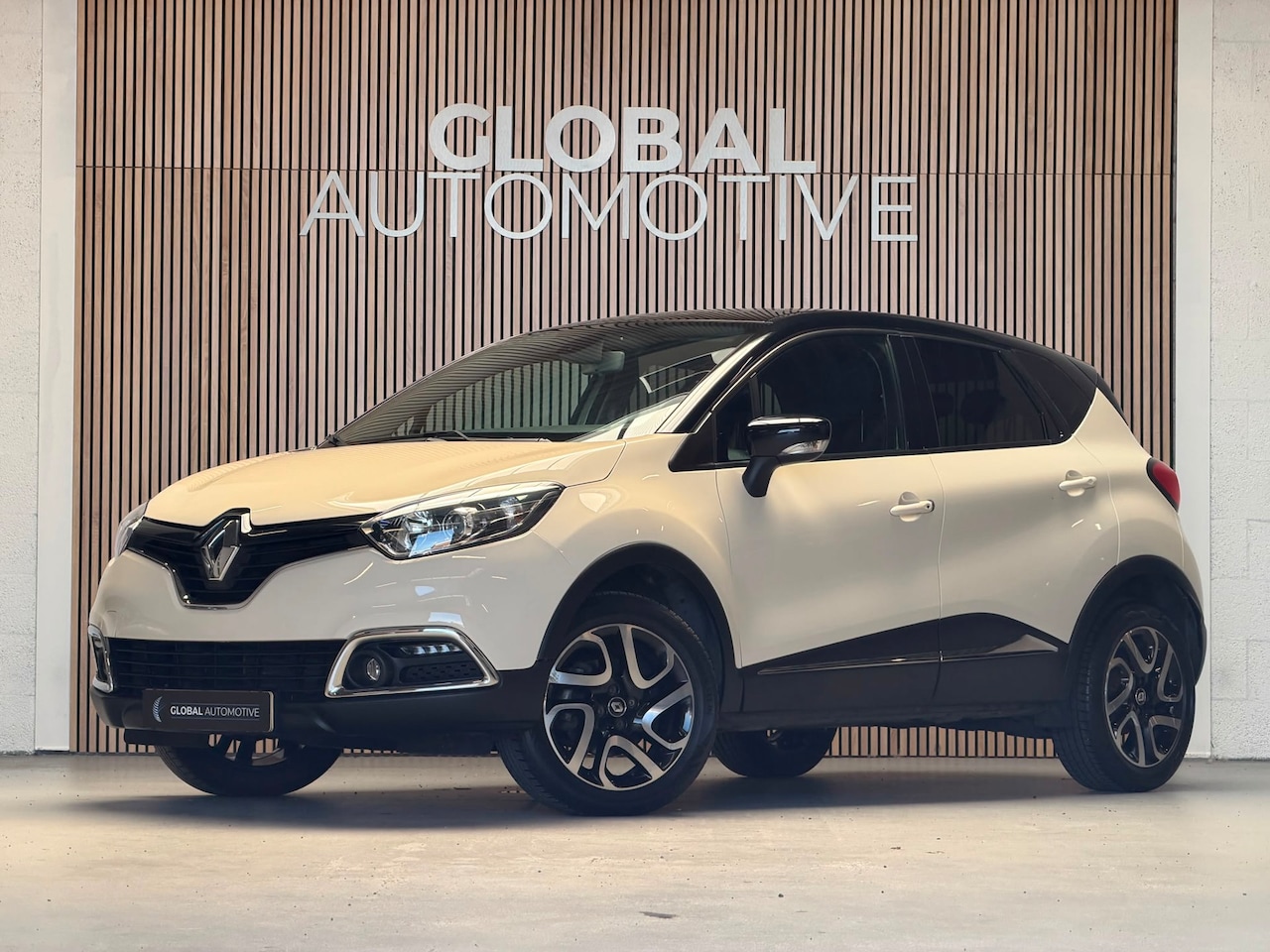 Renault Captur - 1.2 TCe Dynamique - CAMERA - NAP - AUTOMAAT - AutoWereld.nl