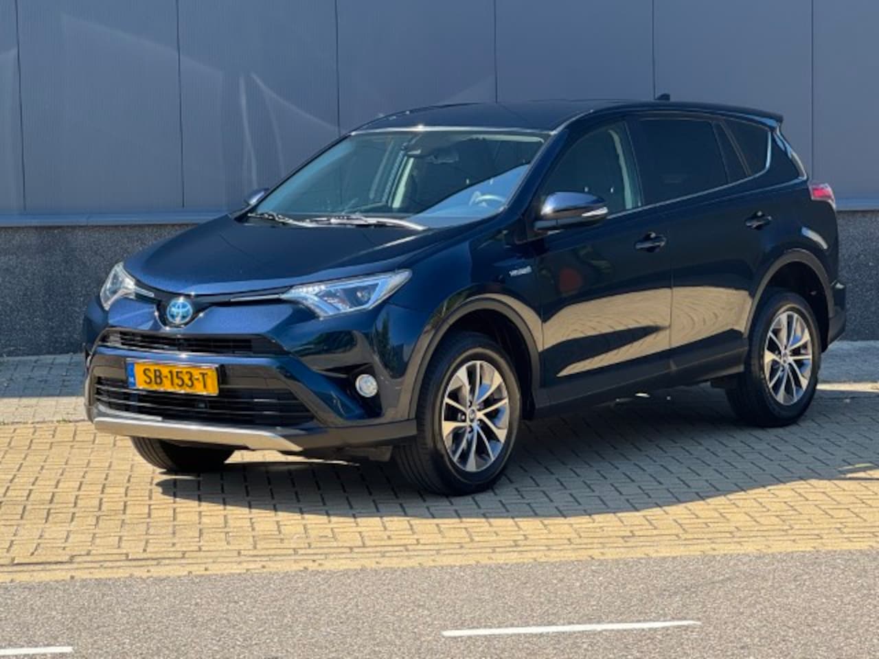 Toyota RAV4 - 2.5 Hybrid AWD Dynamic 2.5 Hybrid AWD Dynamic - AutoWereld.nl