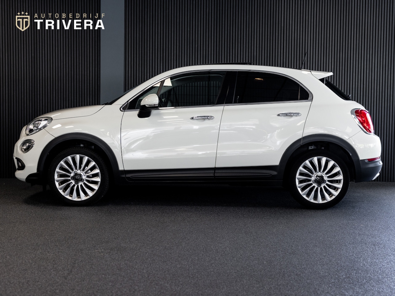Fiat 500 X - 1.4 Turbo MultiAir Lounge l PANO l SENSOR l NAVI l 1ste eig. l CLIMATE l Stuur & Stoelverw - AutoWereld.nl