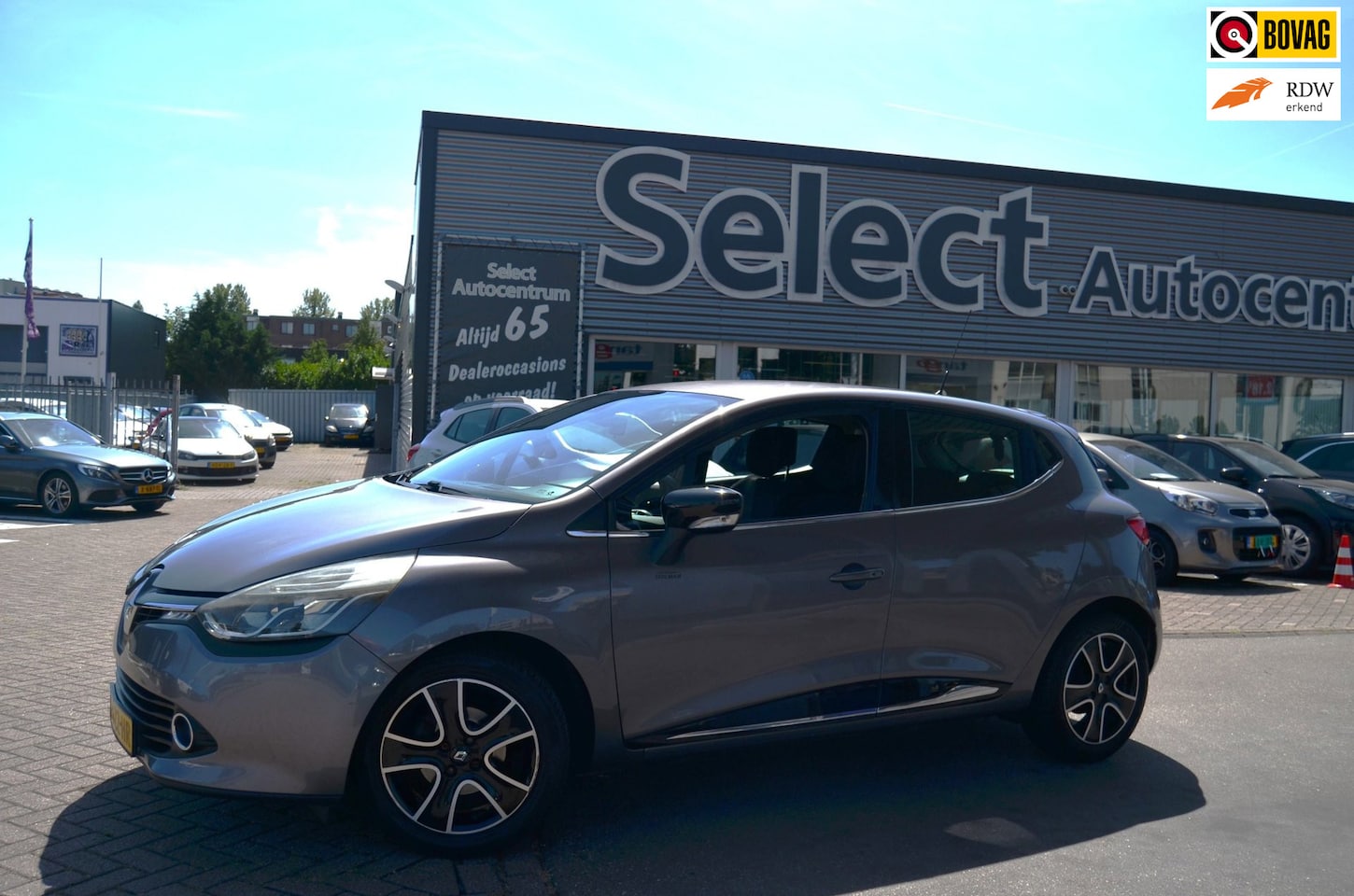 Renault Clio - 0.9 TCe Dynamique|CRUISE|SENSOREN|NAVI|BLUETOOTH|LICHTMETALEN VELGEN - AutoWereld.nl