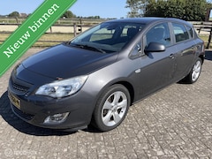 Opel Astra - 1.4 Edition schade rijd goed