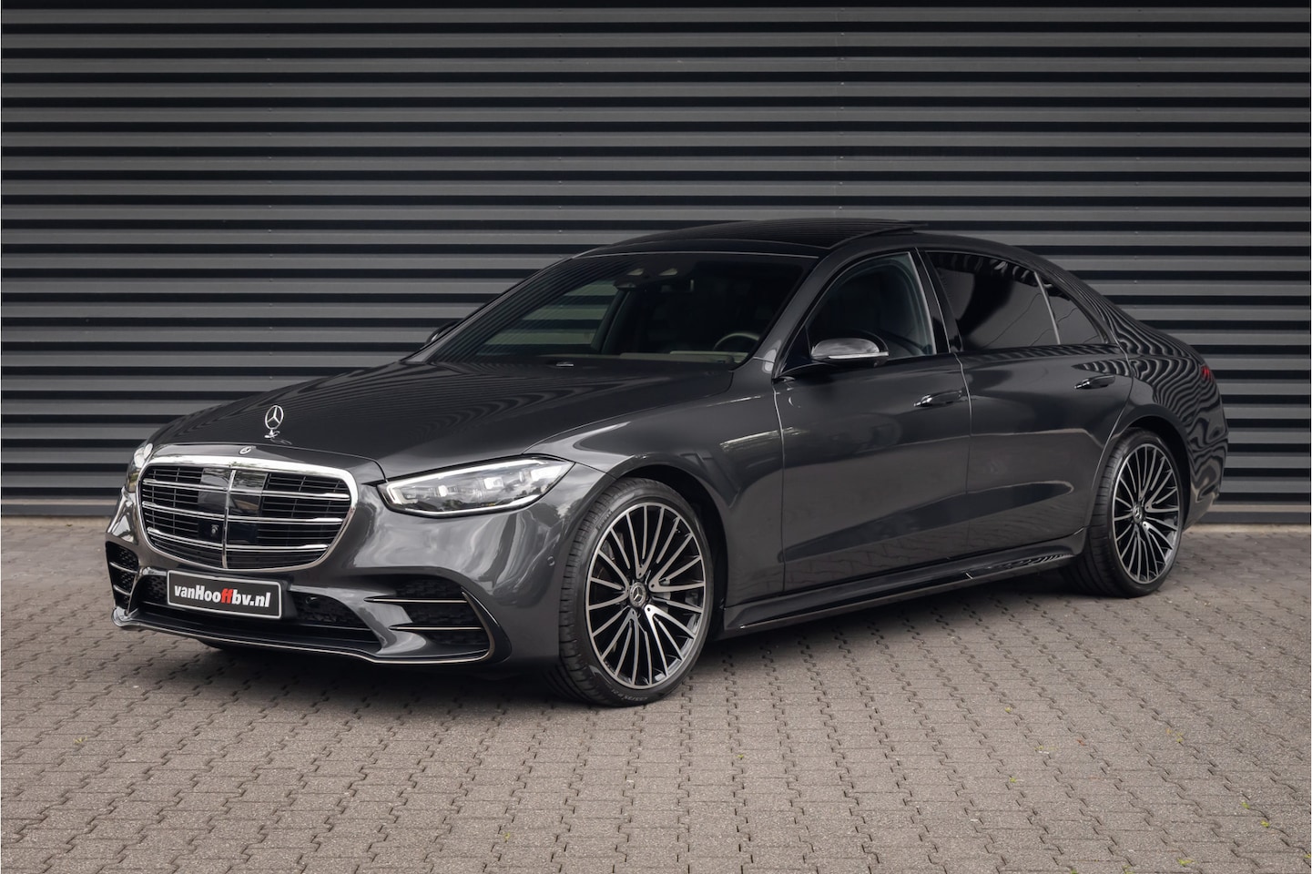 Mercedes-Benz S-klasse - 450d 4MATIC Lang AMG Line - Chauffeurspakket - AutoWereld.nl