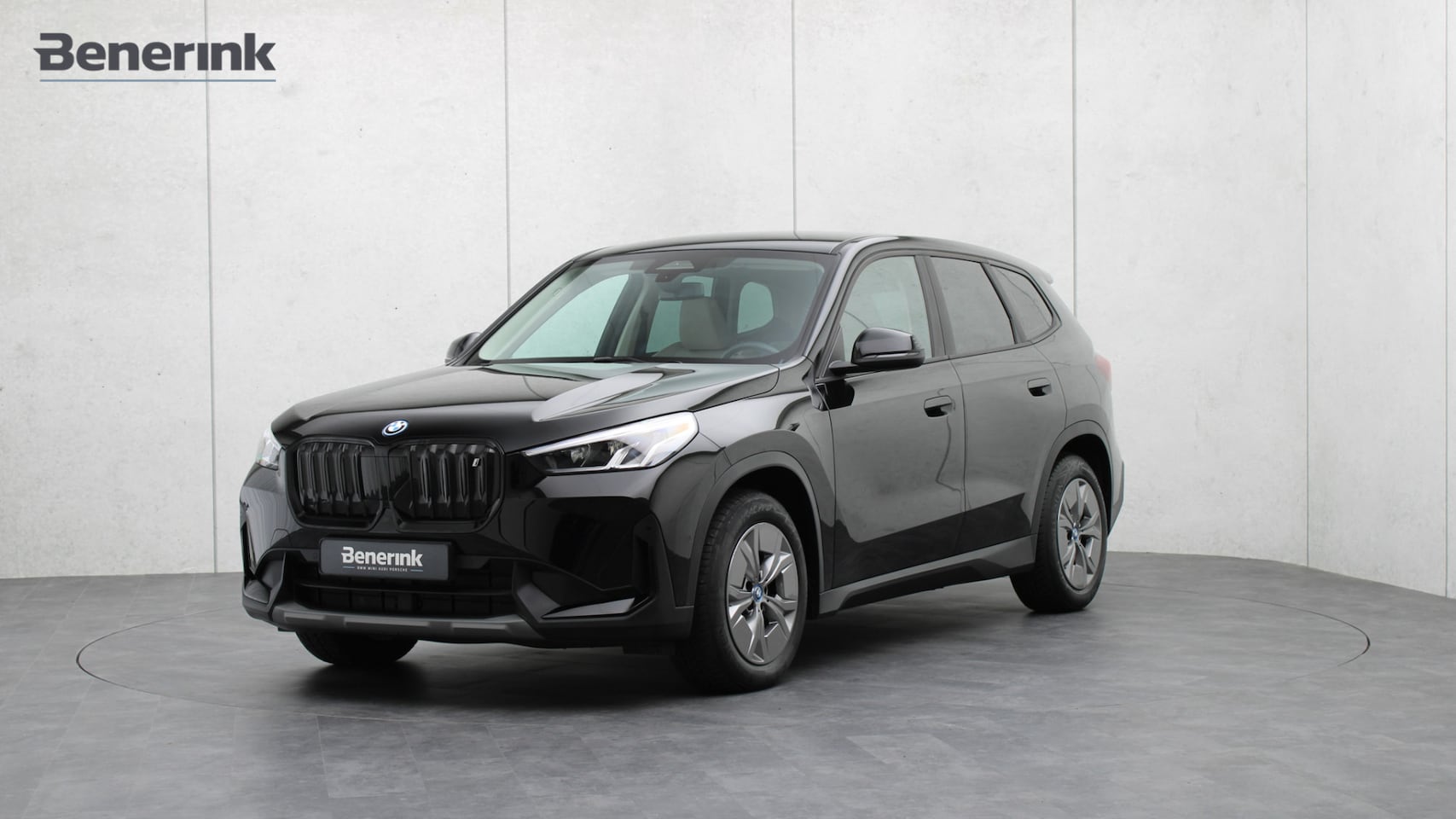 BMW iX1 - xDrive30 Launch Edition | Leder | Achteruitrijcamera | Widescreen | Stoelverwarming - AutoWereld.nl