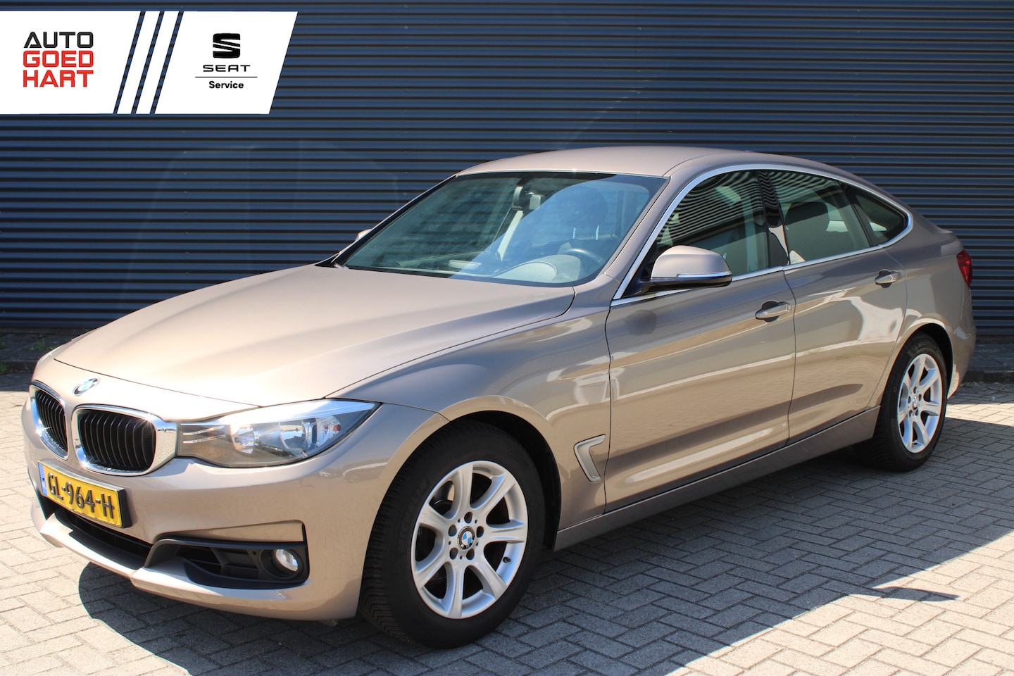 BMW 3-serie Gran Turismo - 320i Business Navigatie Cruisecontrole - AutoWereld.nl