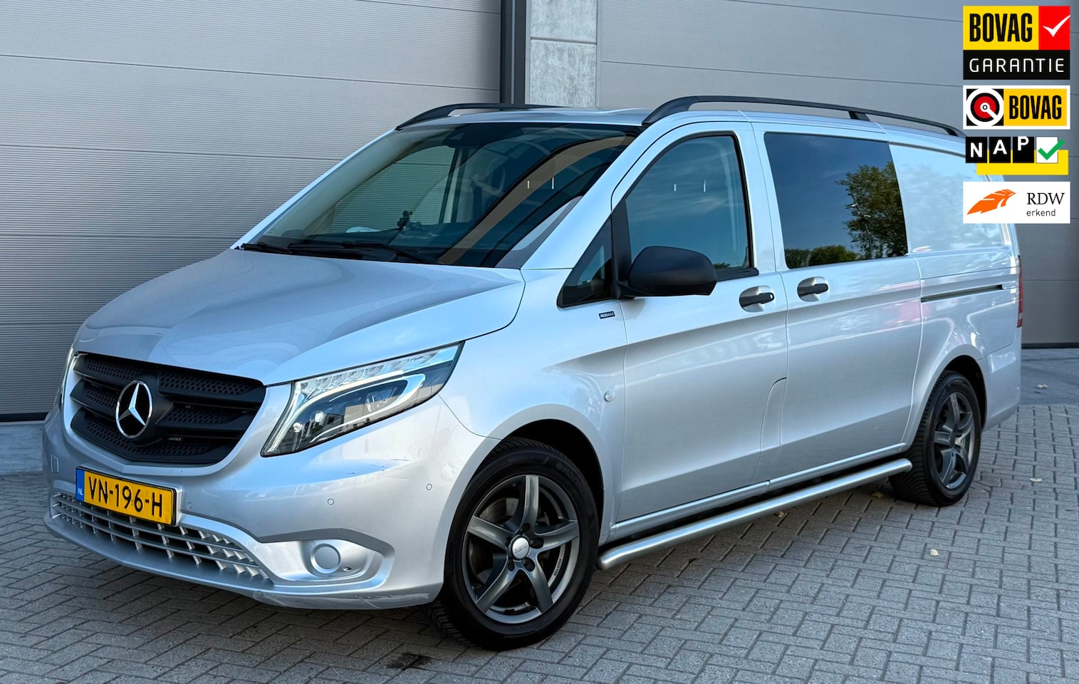 Mercedes-Benz Vito - 114 CDI Lang DC 2015 Grijs 5P. NAP|APK - AutoWereld.nl
