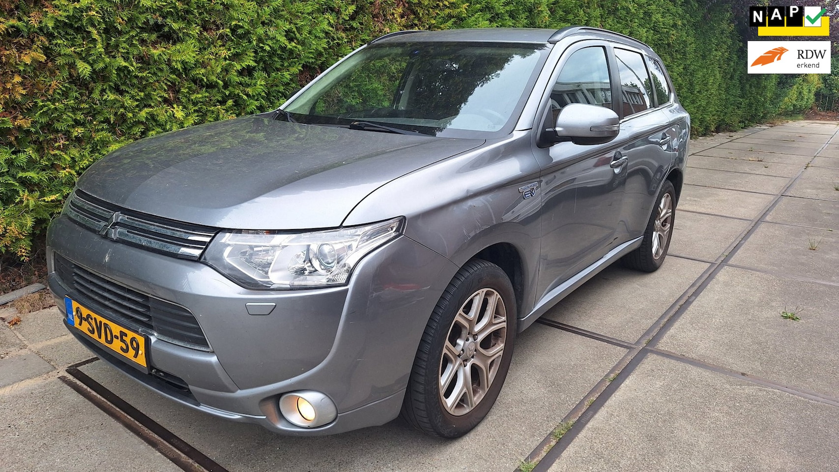 Mitsubishi Outlander - 2.0 PHEV instyle 2.0 PHEV Instyle - AutoWereld.nl