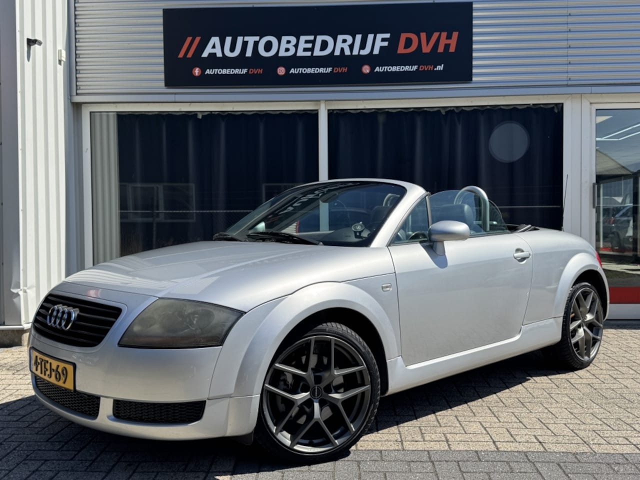 Audi TT - 1.8 5V Turbo quattro/ Stoelverwing/ Cabrio/ Leder - AutoWereld.nl