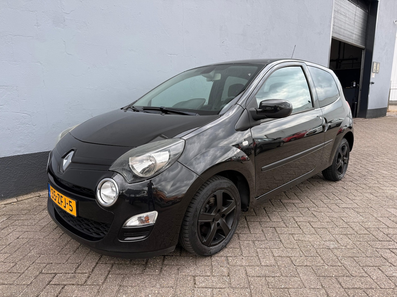 Renault Twingo - 1.2 16V Dynamique - Airco - LMV - AutoWereld.nl