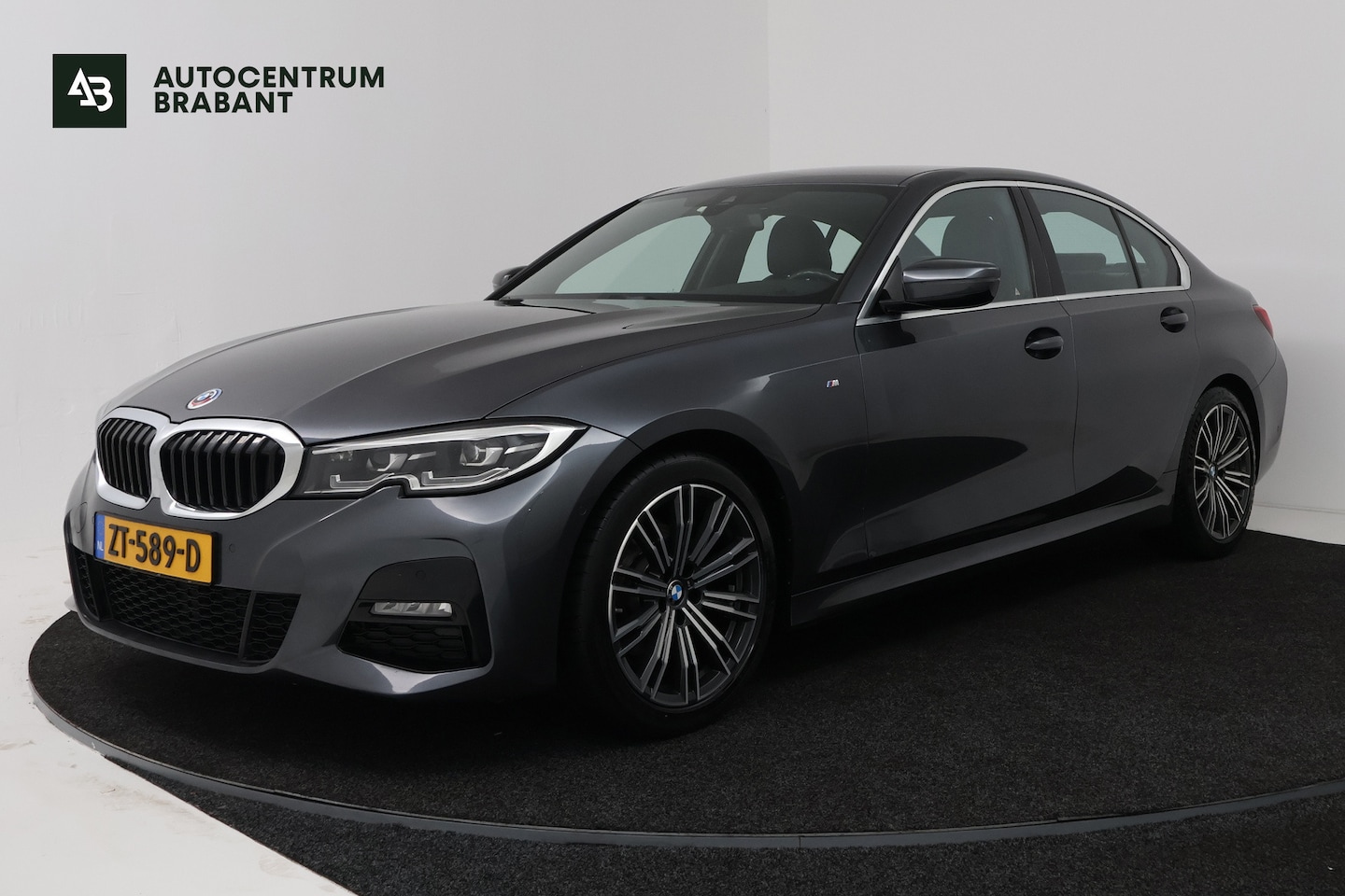 BMW 3-serie - 320i High Executive Edition (STOELVERWARMING, CAMERA, PDC, SFEERVERLICHTING, TREKHAAK AFNE - AutoWereld.nl
