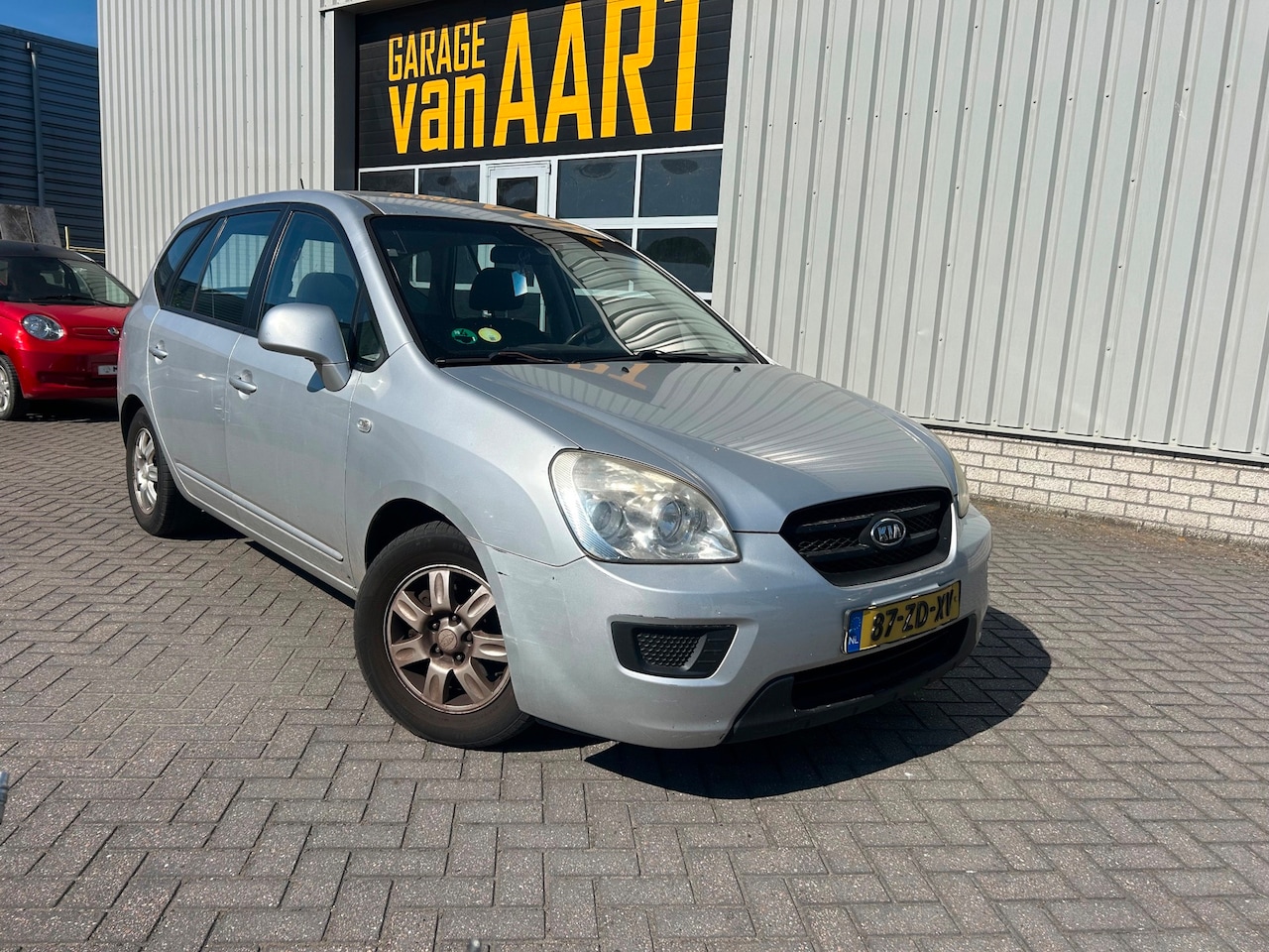 Kia Carens - 2.0 CVVT X-tra | AIRCO | APK 02-2027 | - AutoWereld.nl