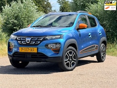Dacia Spring - Comfort Plus 27 kWh / Full Electric / Automaat / Airco / Navi / Leder / Camera / Cruise Co