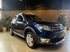 Dacia Sandero Stepway - 0.9 TCe Easy-R Lauréate AUTOMAAT | NAVIGATIE |