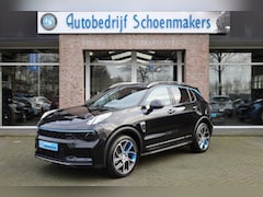 Lynk & Co 01 - 1.5 MY23 6.6Kwh LADEN ZWARTE-HEMEL ROLHOES MY23 360-CAMERA PANO/SCHUIF INFINITY DAB NAVI C